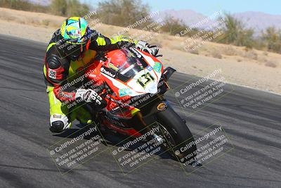 media/Jan-13-2025-Ducati Revs (Mon) [[8d64cb47d9]]/3-B Group/Session 3 (Turn 7 Inside)/